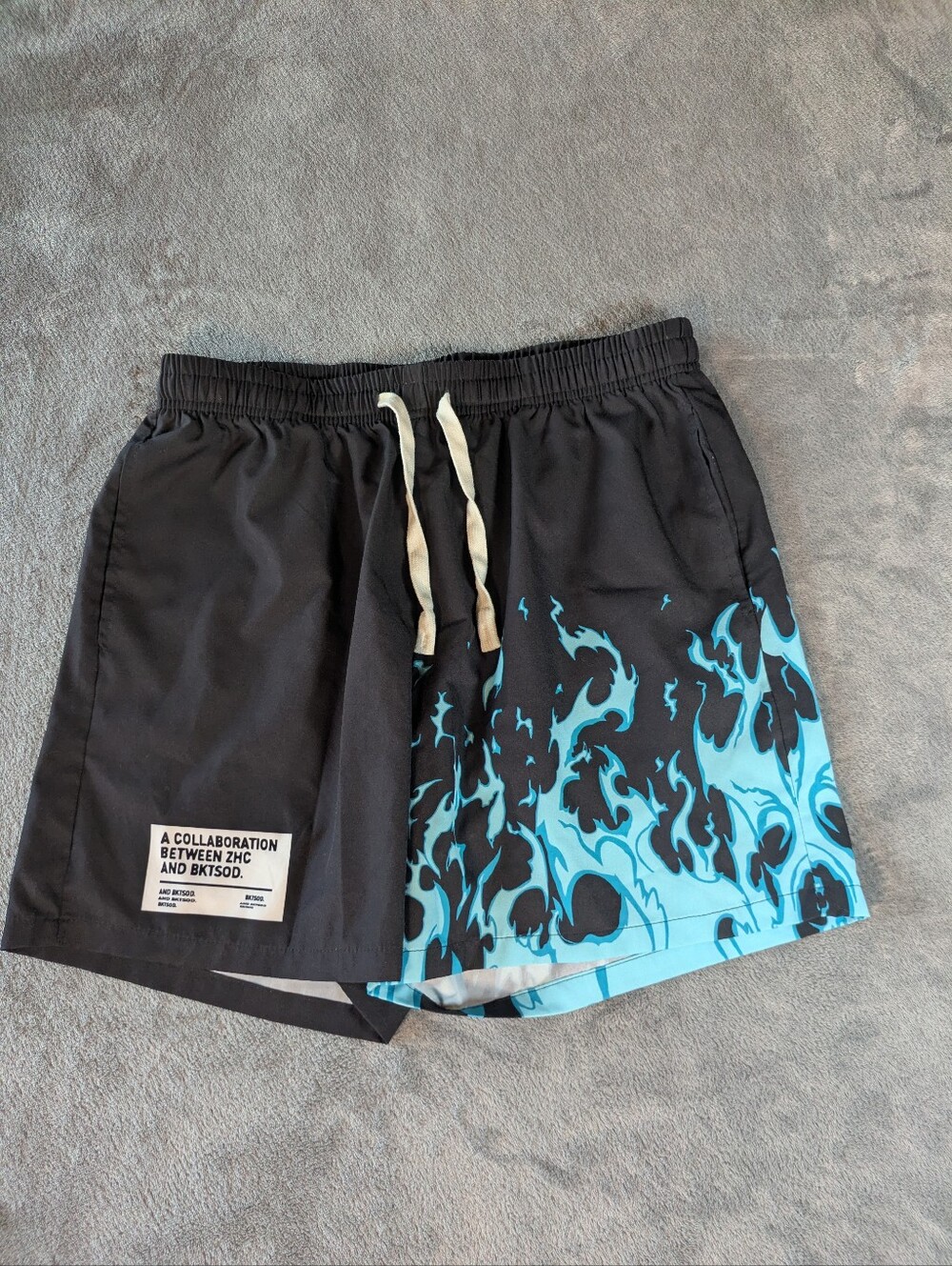 BKTSQD x ZHC Firestorm Shorts Mens Large Black Blue Flames